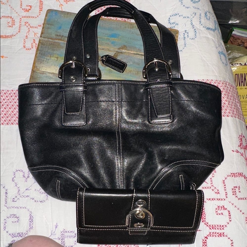 COACH Soho Elegant Black Leather Tote Bag and Wallet Set (Z1)